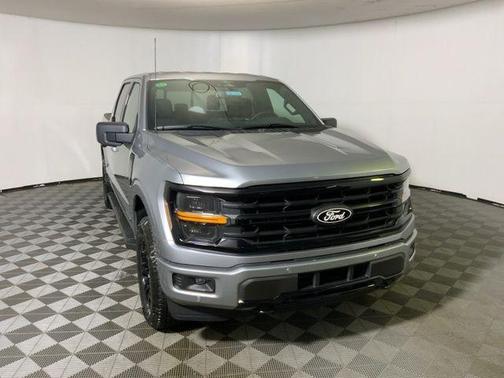 Iconic Silver Metallic 2025 Ford F-150 XLT