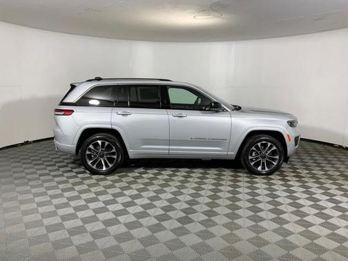 2024 Jeep Grand Cherokee 4xe Overland