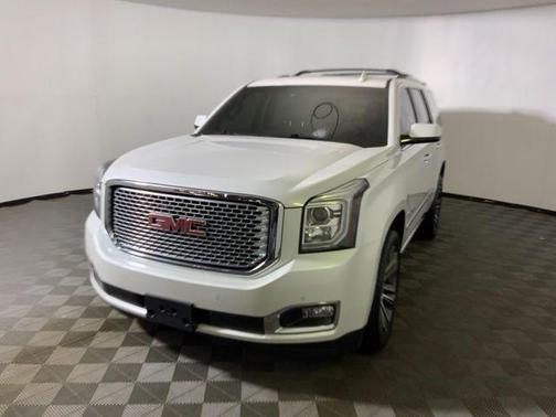 White Frost Tri-Coat 2017 GMC Yukon Denali