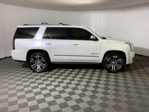 White Frost Tri-Coat 2017 GMC Yukon Denali