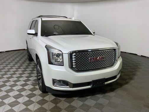 White Frost Tri-Coat 2017 GMC Yukon Denali