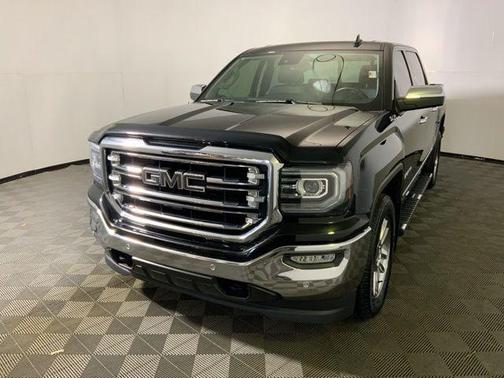 Onyx Black 2017 GMC Sierra 1500 SLT