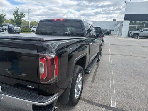 Onyx Black 2017 GMC Sierra 1500 SLT