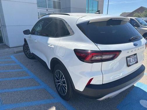 Star White 2025 Ford Escape PHEV