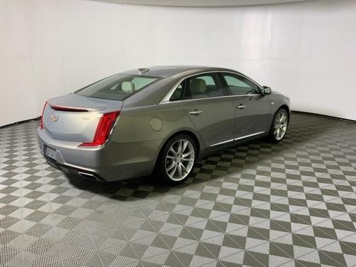2018 Cadillac XTS Premium Luxury
