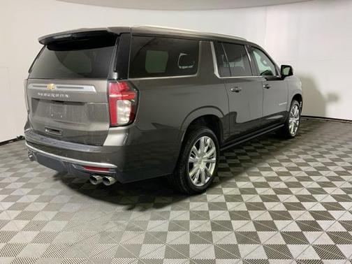 2021 Chevrolet Suburban High Country