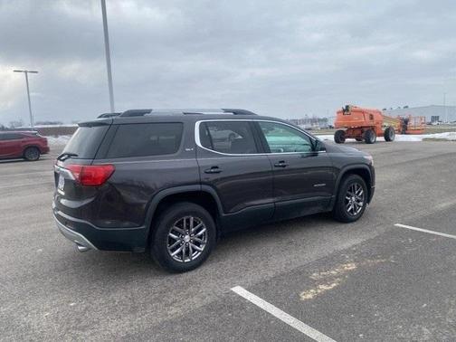 2017 GMC Acadia SLT-1