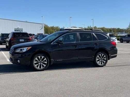 Crystal Black Silica 2016 Subaru Outback 3.6R Limited