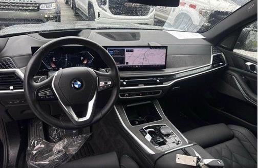 Black Sapphire Metallic 2025 BMW X5 PHEV xDrive50e