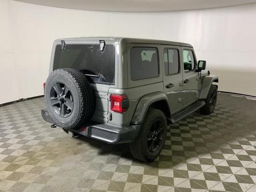 2022 Jeep Wrangler Unlimited Sahara Altitude