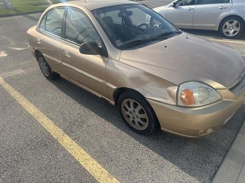 2005 Kia Rio 