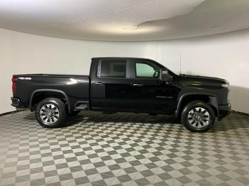 2026 Chevrolet Silverado 2500 Custom