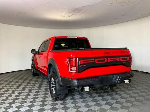 Race Red 2018 Ford F-150 Raptor