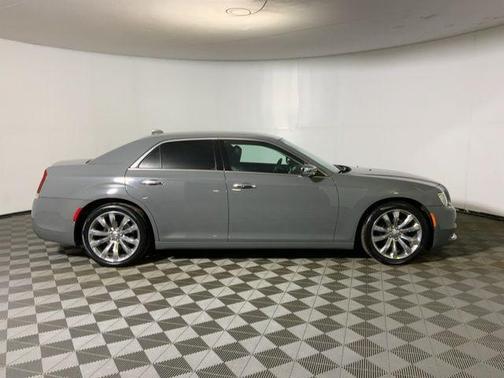 2019 Chrysler 300 Limited