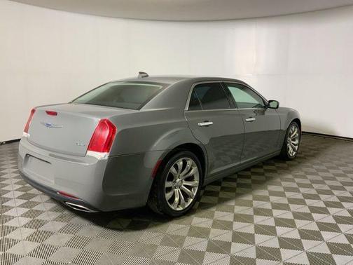 2019 Chrysler 300 Limited