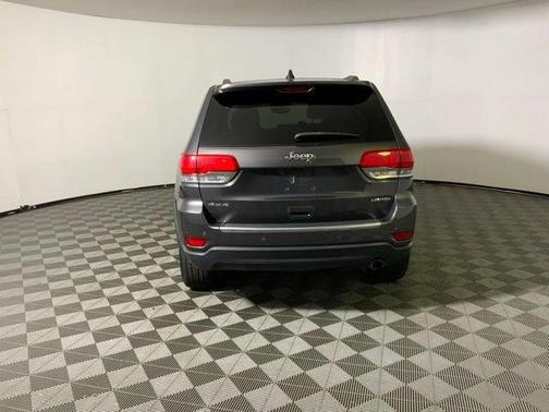 Granite Crystal Clearcoat Metallic 2017 Jeep Grand Cherokee Limited