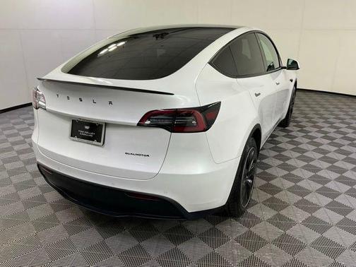 White 2021 Tesla Model Y Long Range
