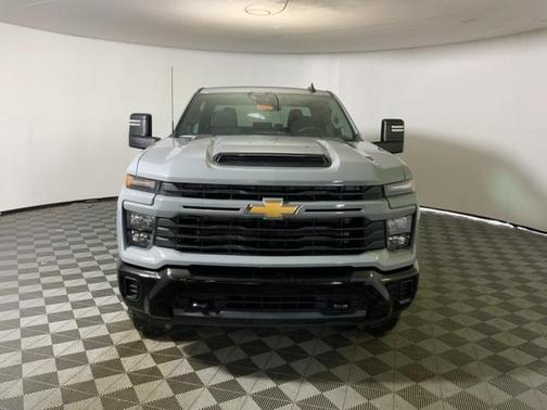 2025 Chevrolet Silverado 2500 Custom