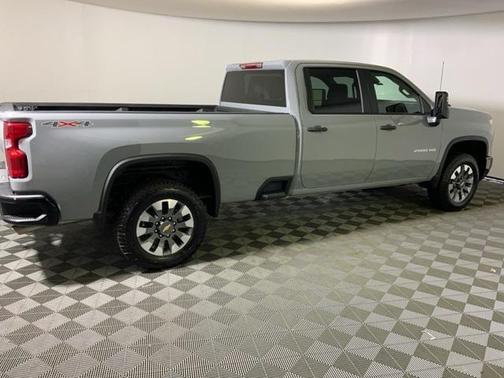 2025 Chevrolet Silverado 2500 Custom