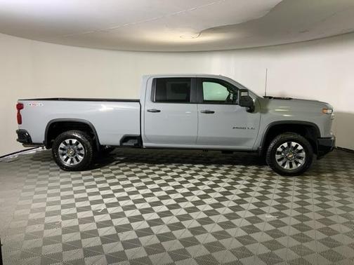 2025 Chevrolet Silverado 2500 Custom