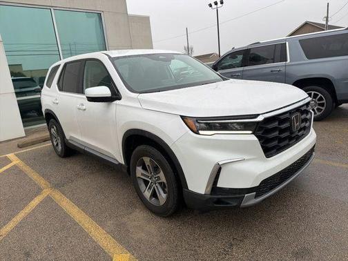 2023 Honda Pilot EX-L 8-Passenger