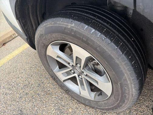 2023 Honda Pilot EX-L 8-Passenger