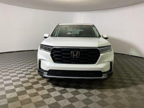 2023 Honda Pilot EX-L 8-Passenger
