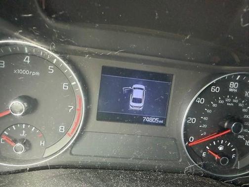 White 2019 Kia Forte LXS