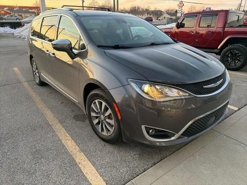 2020 Chrysler Pacifica Hybrid Limited
