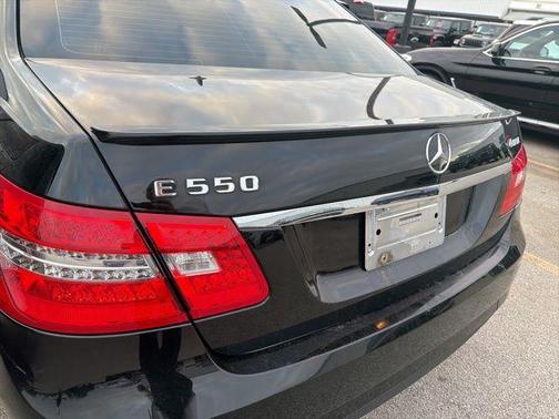 2011 Mercedes-Benz E-Class E 550 4MATIC