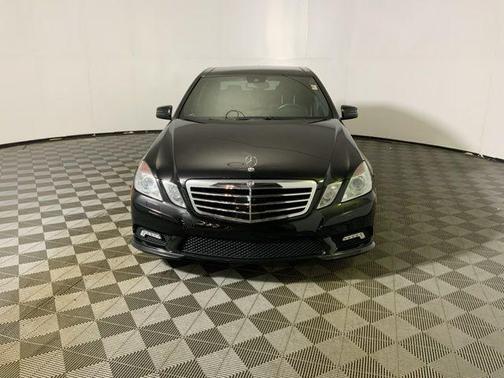 2011 Mercedes-Benz E-Class E 550 4MATIC