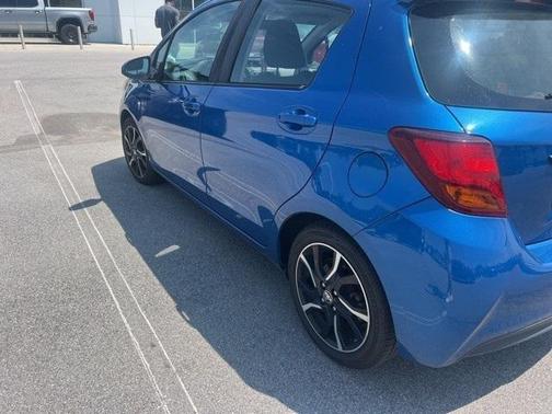 2015 Toyota Yaris SE