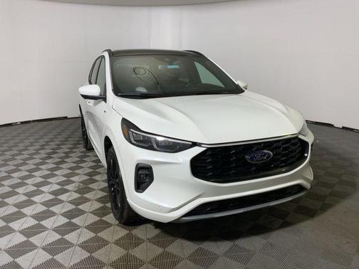 2026 Ford Escape ST-Line Elite