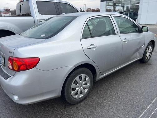 2010 Toyota Corolla LE