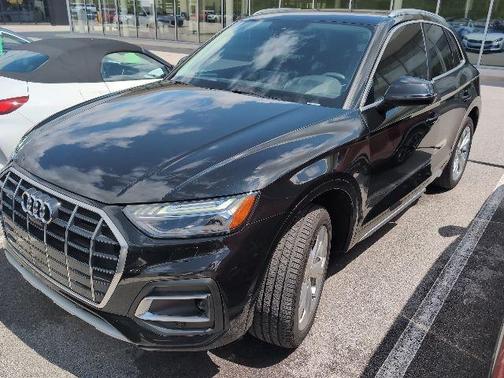Mythos Black Metallic 2021 Audi Q5 45 Premium
