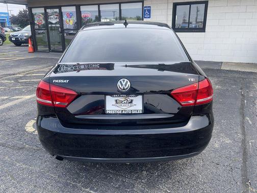 2015 Volkswagen Passat 1.8T Limited Edition