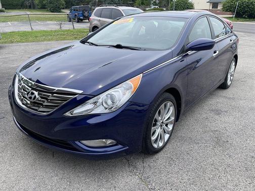 2013 Hyundai SONATA SE