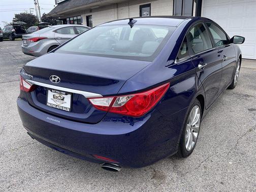 2013 Hyundai SONATA SE