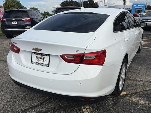 Summit White 2016 Chevrolet Malibu 1LT