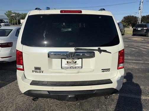 White Diamond Pearl 2014 Honda Pilot Touring