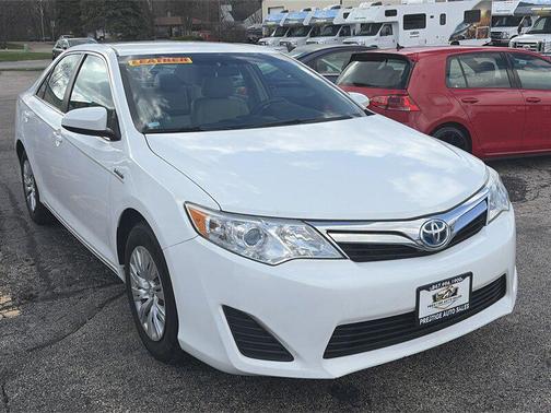 Super White 2013 Toyota Camry Hybrid LE