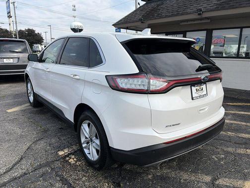 Oxford White 2017 Ford Edge SEL