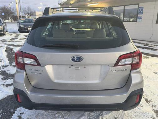 2018 Subaru Outback 2.5i