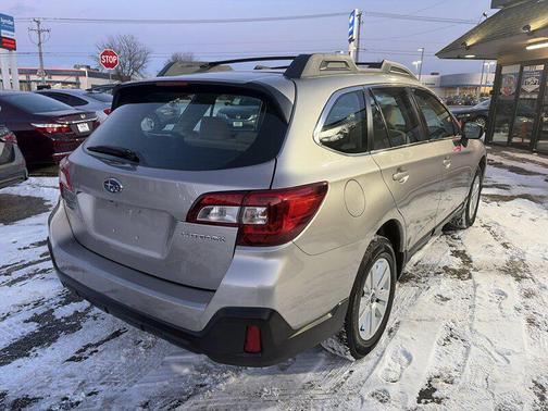 2018 Subaru Outback 2.5i