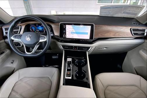 pure gray 2026 Volkswagen Atlas 2.0T SE w/Technology