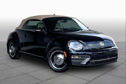Deep Black Pearl Metallic/Beige Roof 2018 Volkswagen Beetle 2.0T Coast