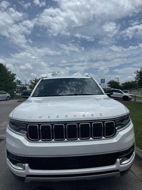 Bright White Clearcoat 2024 Jeep Wagoneer L Series II 4x4
