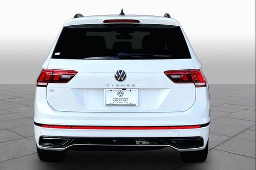 Opal White Pearl 2023 Volkswagen Tiguan 2.0T SE R-Line Black