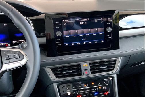 2026 Volkswagen Taos SE Black