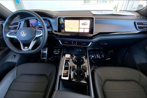2026 Volkswagen Atlas Cross Sport 2.0T SEL